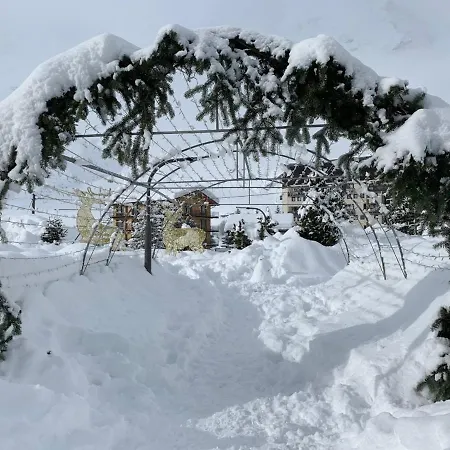 Charme A Cervinia Downtown In-ski Out Apartman *