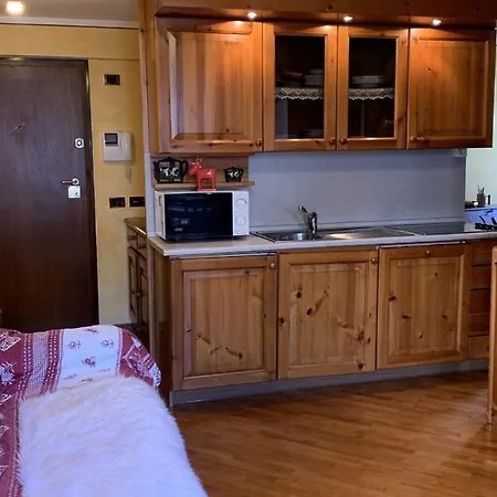 Charme A Cervinia Downtown In-ski Out * ברויל-קרוויניה