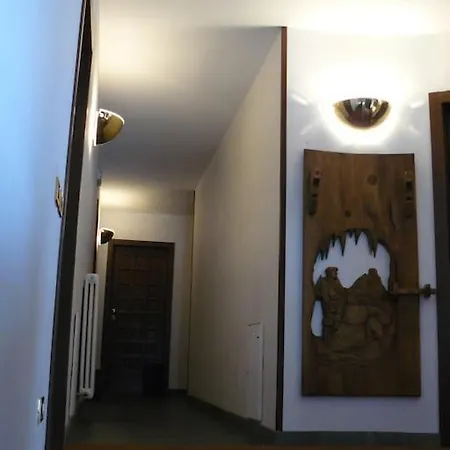 Appartement Charme A Cervinia Downtown In-ski Out *